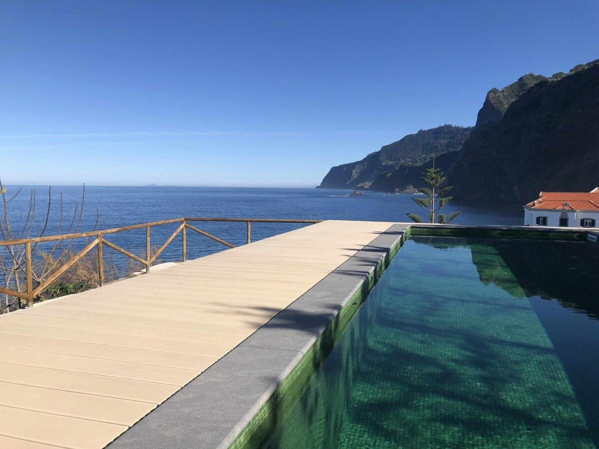 Villa Casa Del Mar- Wonderfull Sea Views & Swimming Pool à Ponta Delgada  Extérieur photo